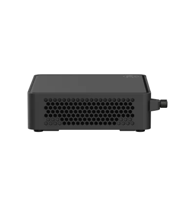 Asus NUC 15 Pro, CPU Intel® Core™ Ultra 7 255H, versione Slim